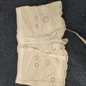 BCBG White cotton eyelet shorts, lined. Size M